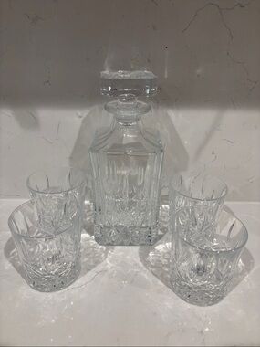 Crystal Decanter and 4 Glass Tumbler Set - Clear